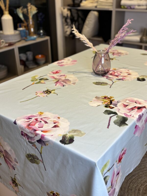 Nappe Sofia bleu clair