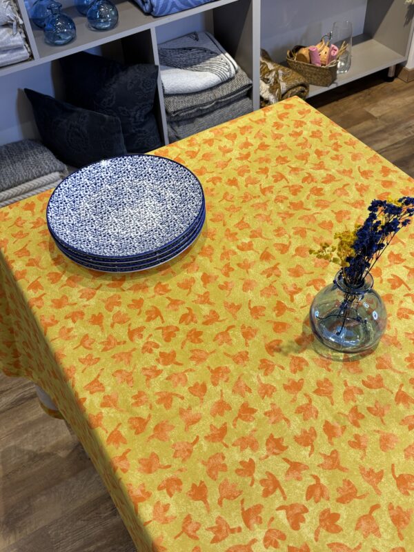 Nappe jaune