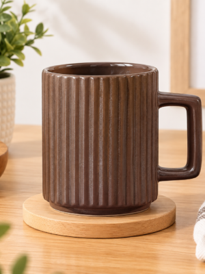 Mug marron strié