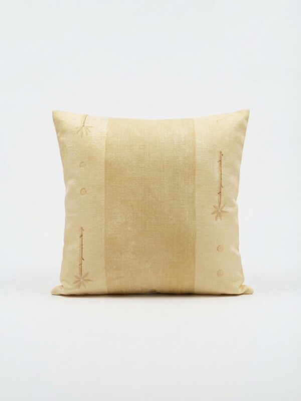 Coussin décoratif beige