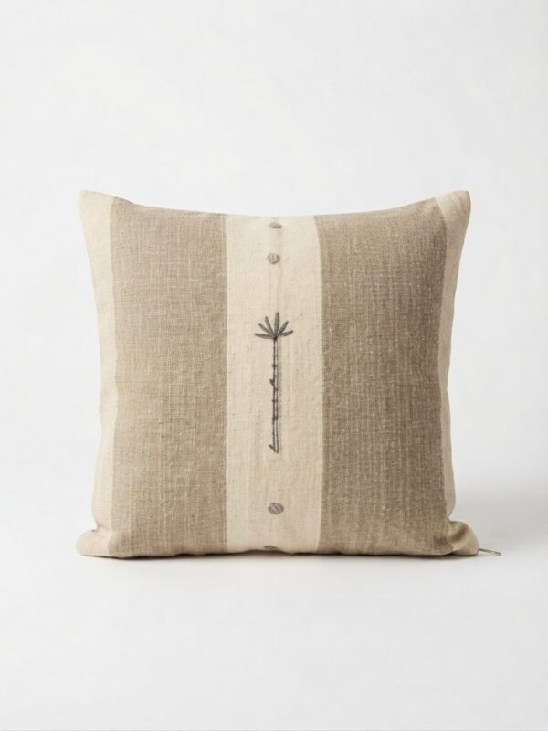 Coussin beige foncé