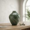 Vase céramique vert spiral